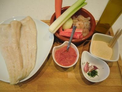 Ingredientes para la Merluza rellena de gambas y surimi
